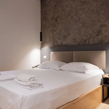 Center Boutique Τίρανα