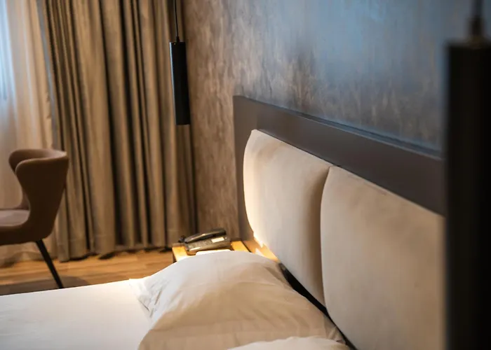 Center Boutique 3*